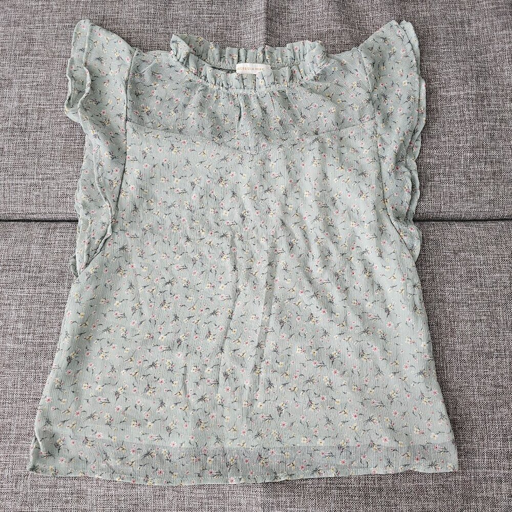 Pretty blouse - Picture 3 of 8